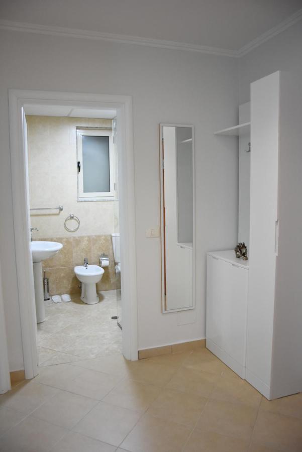 Click Apartments - Tirana Bagian luar foto