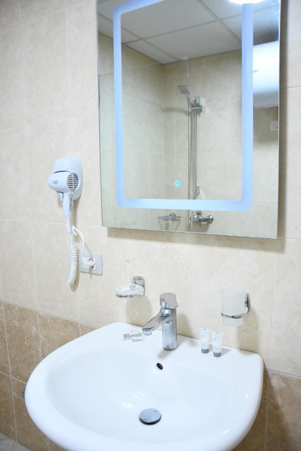 Click Apartments - Tirana Bagian luar foto