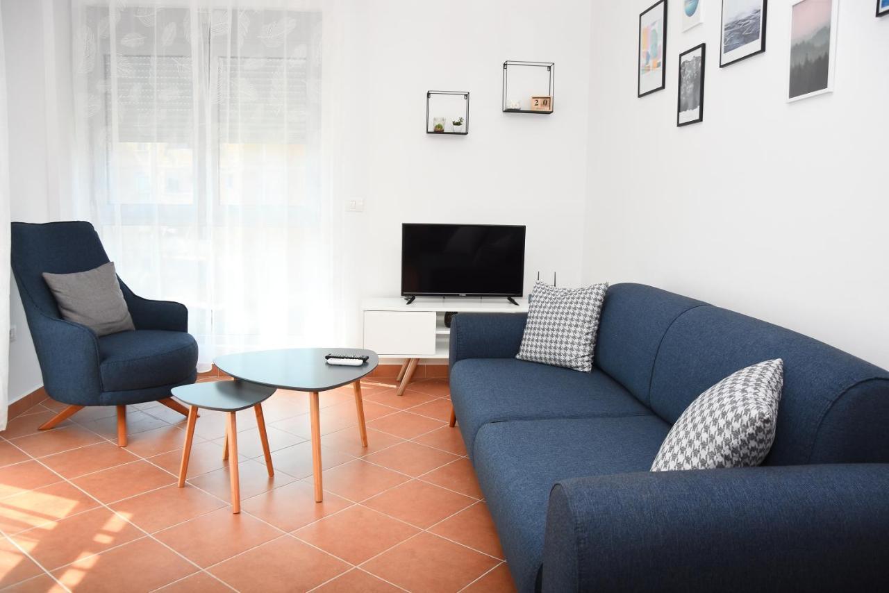Click Apartments - Tirana Bagian luar foto