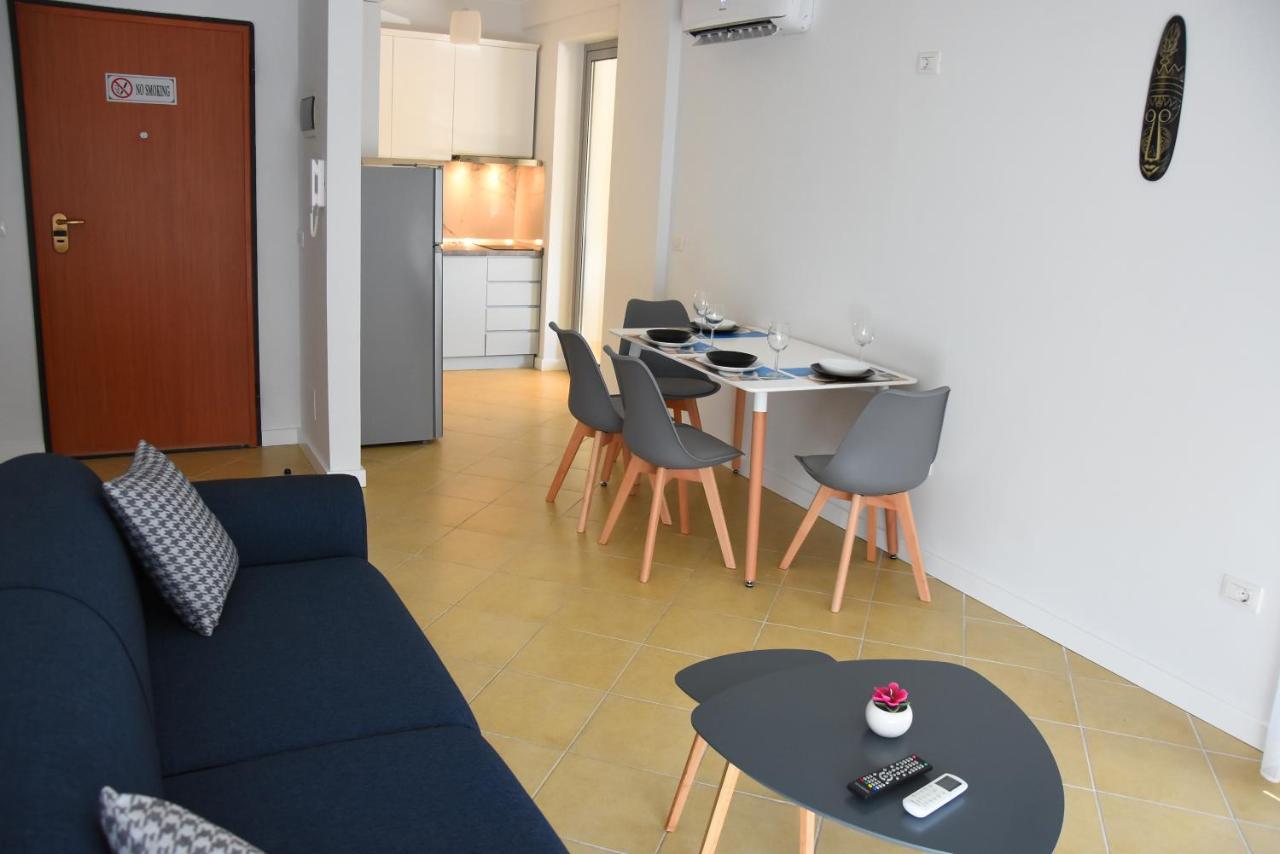 Click Apartments - Tirana Bagian luar foto